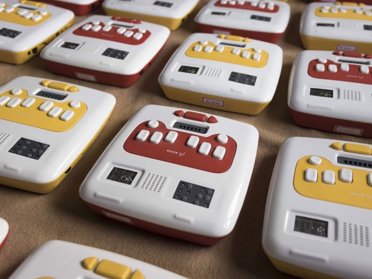 Thinkerbell Annie World's First SelfLearning Braille Literacy Device