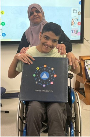 Mohamed and His Mother receiving his own Key-X